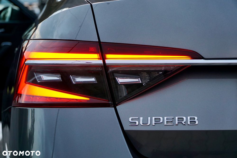 Skoda Superb 2.0 TDI SCR Style DSG - 29