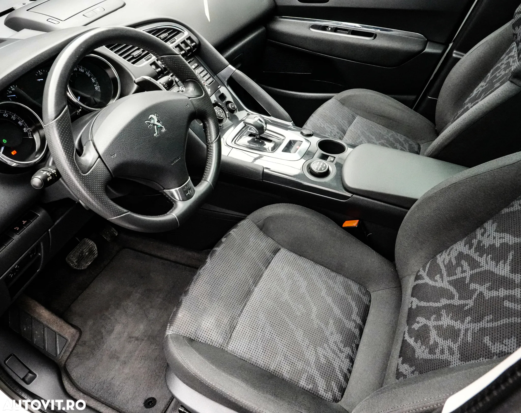 Peugeot 3008 - 13