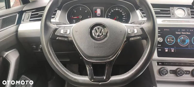 Volkswagen Passat 2.0 TDI SCR Comfortline - 7