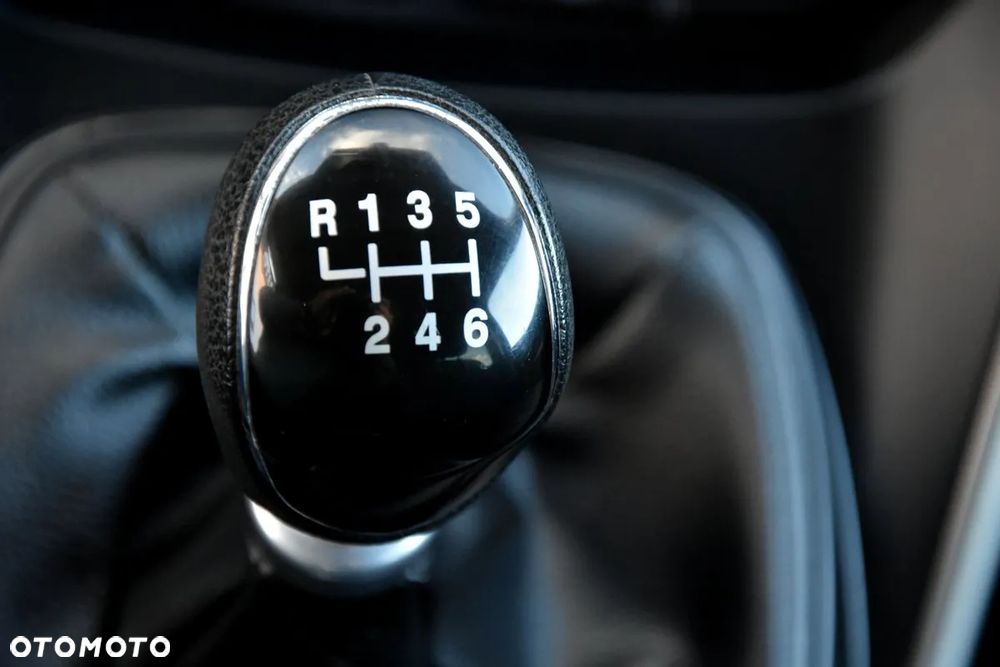 Ford Kuga 1.5 EcoBoost 2x4 SYNC - 39