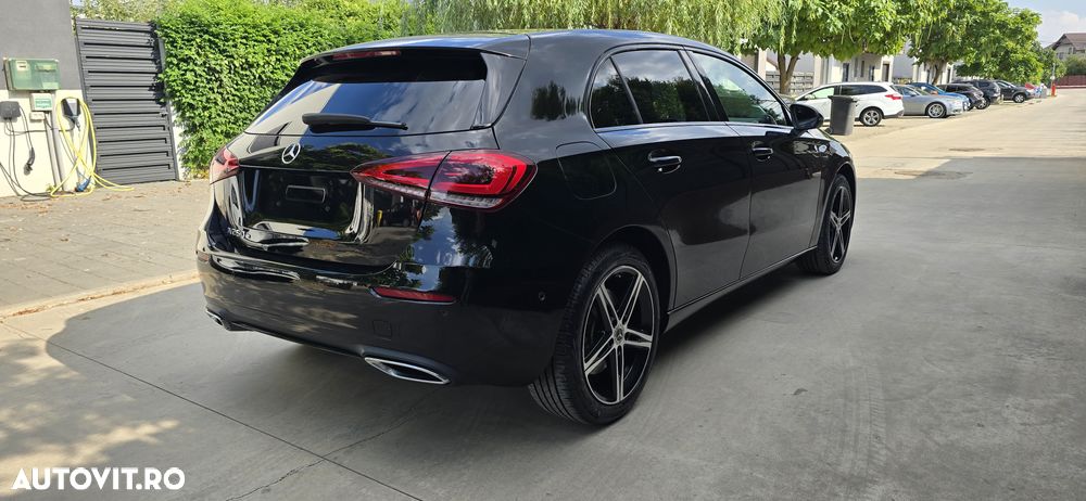 Mercedes-Benz A 250 e 8G-DCT Progressive - 4
