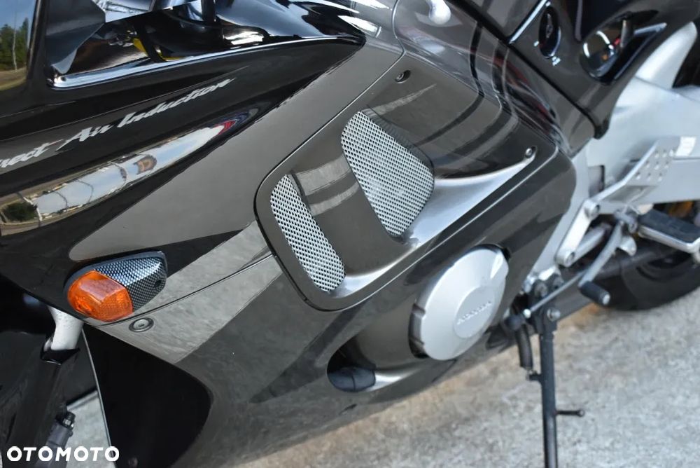 Honda CBR - 26