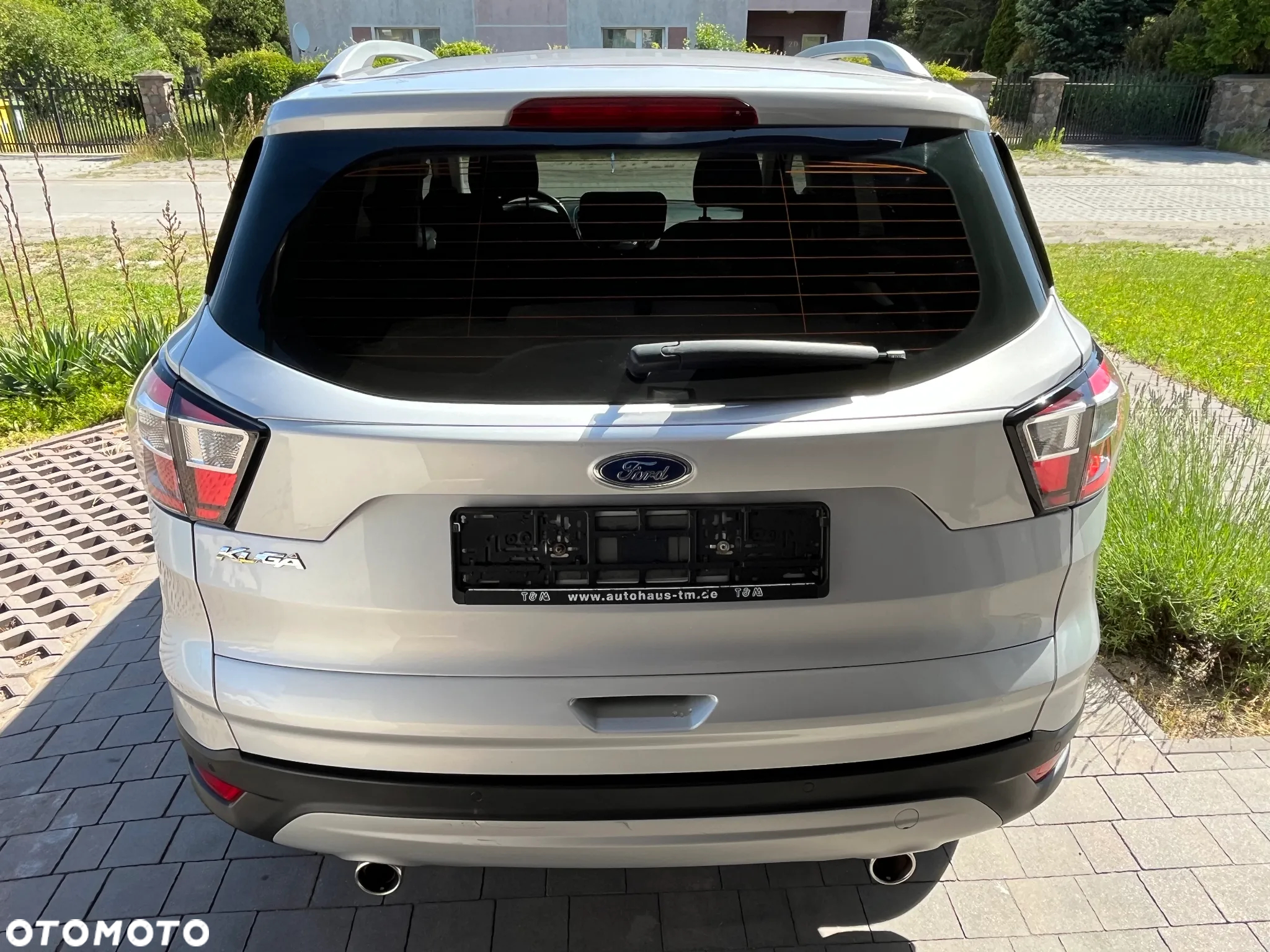 Ford Kuga 2.0 TDCi 2x4 Titanium - 13