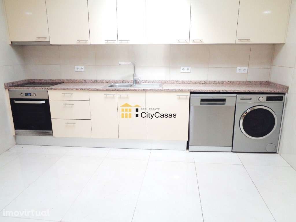 Moradia Renovada em Campanhã | Porto - Grande imagem: 4/24