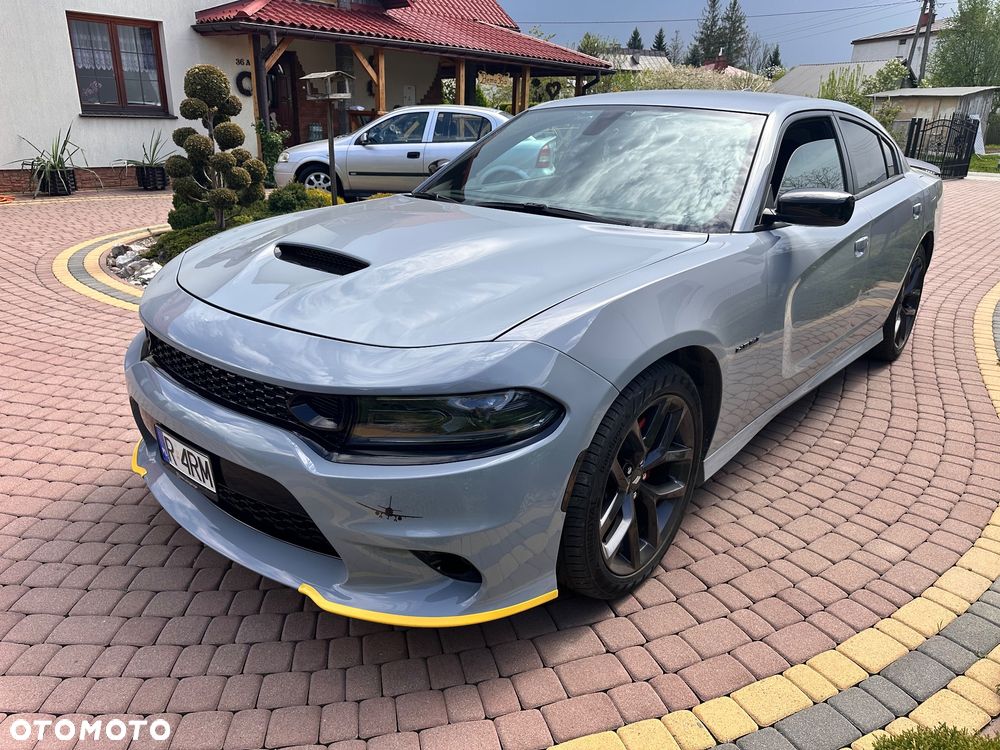 Dodge Charger 5.7 R/T - 2