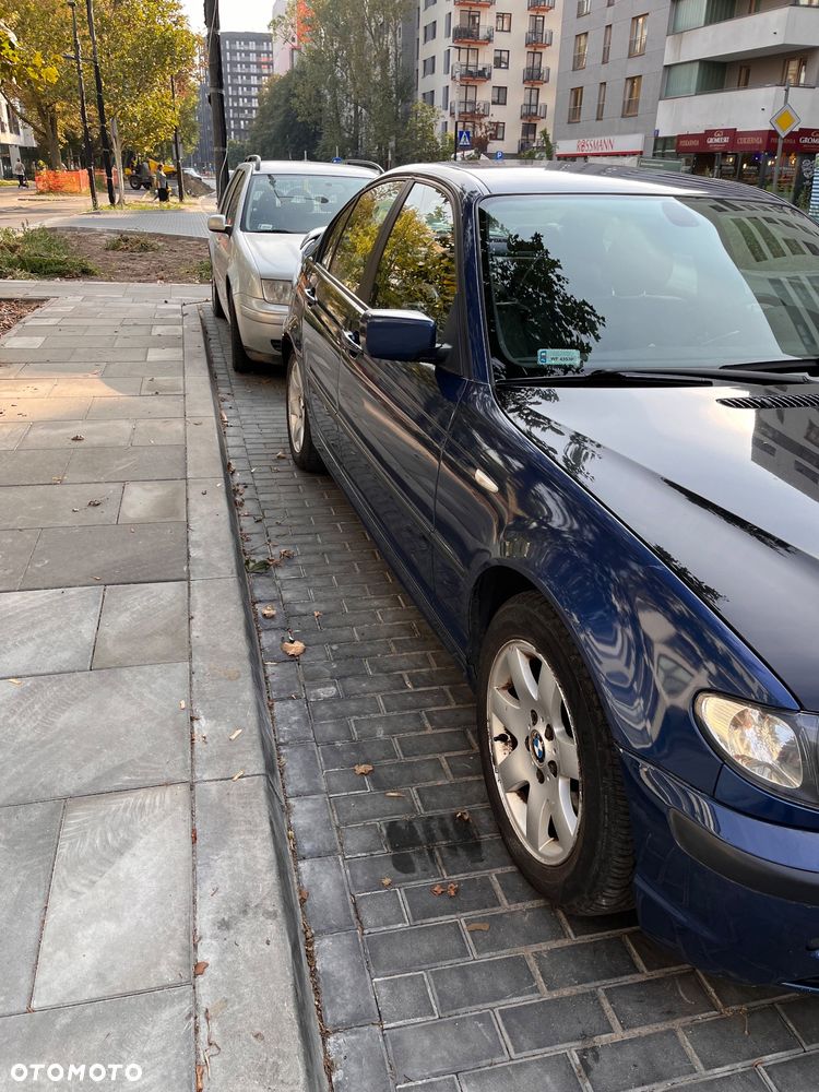 BMW Seria 3 318i - 2