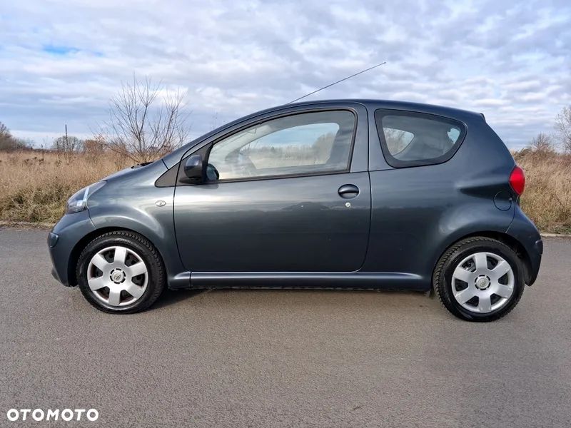 Toyota Aygo Team - 3