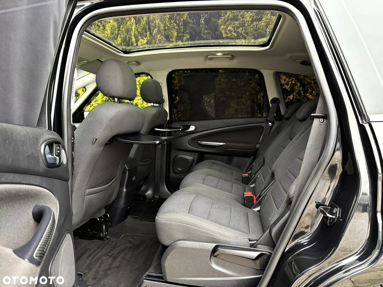 Ford S-Max - 36