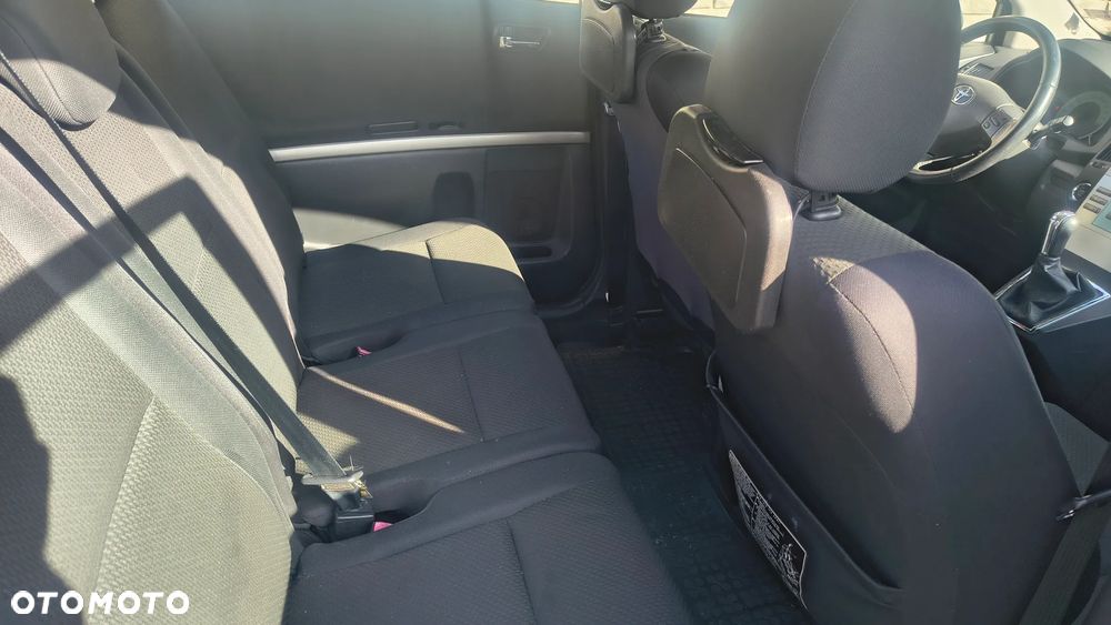 Toyota Corolla Verso 1.8 Sol + 7os - 9