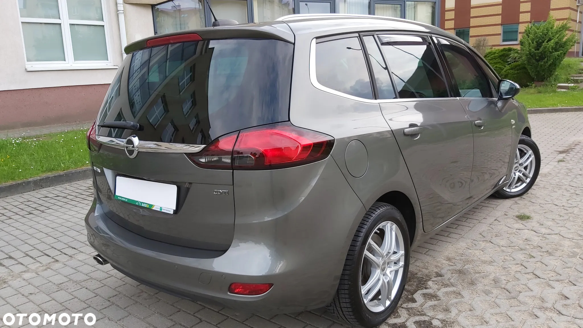 Opel Zafira 2.0 D (CDTI) Automatik Business Edition - 4