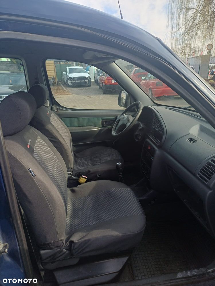 Peugeot Partner - 10