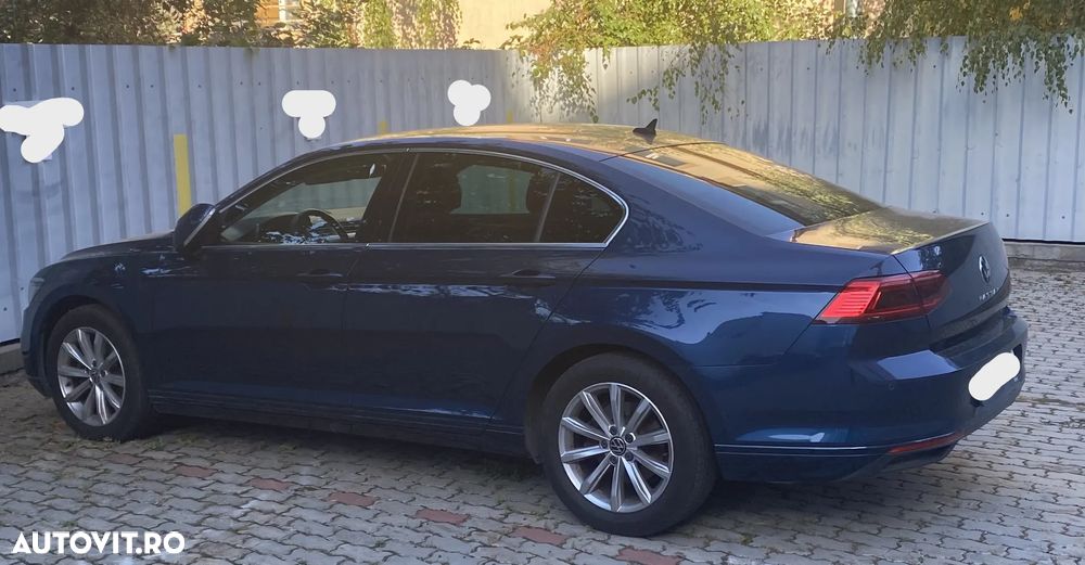 Volkswagen Passat - 2