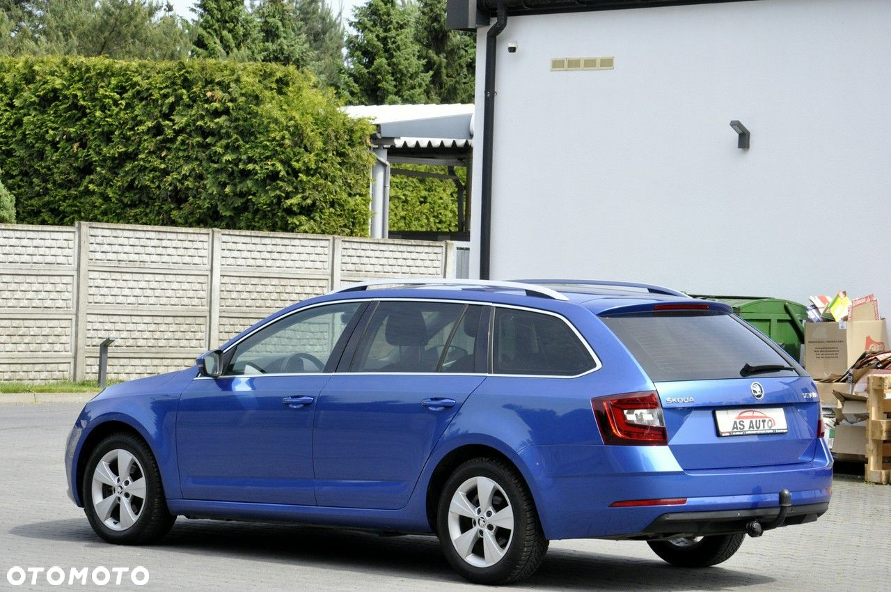 Skoda Octavia 1.6 TDI DSG Premium Edition - 35