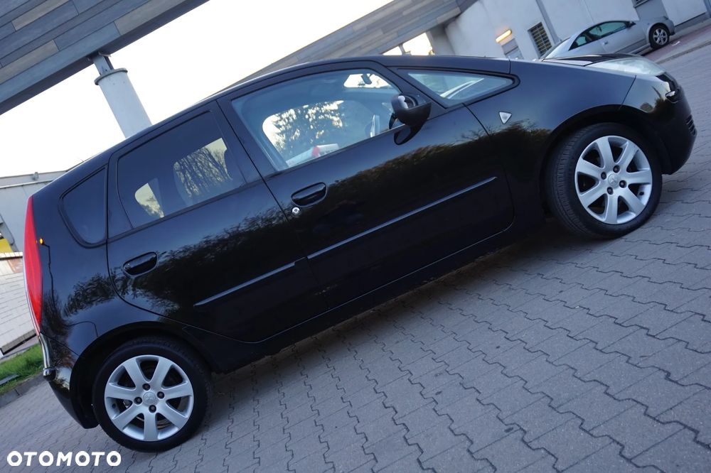 Mitsubishi Colt - 4