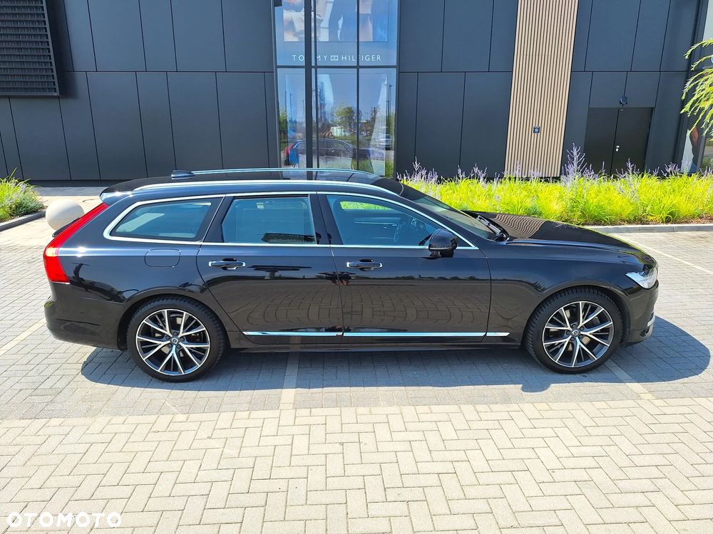 Volvo V90 T8 AWD Plug-In Hybrid Inscription - 6