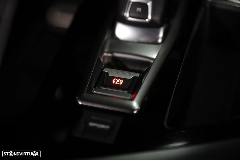 Peugeot 3008 1.2 PureTech GT Line EAT8 - 19