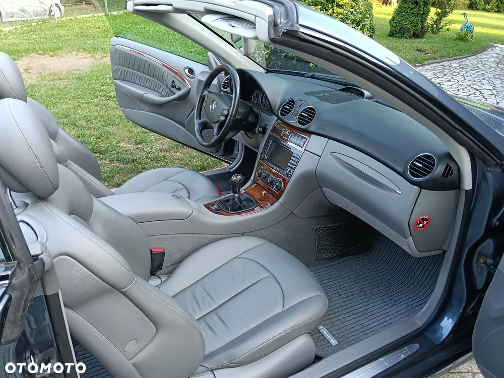 Mercedes-Benz CLK 280 Elegance - 33