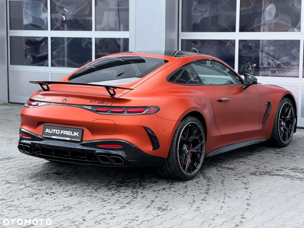 Mercedes-Benz AMG GT - 10