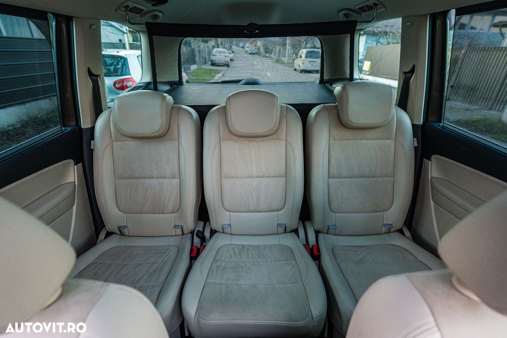 Volkswagen Sharan 2.0 TDI DSG Blue Motion Highline - 9