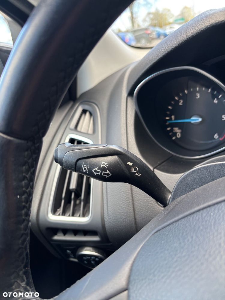 Ford Focus 2.0 TDCi DPF Start-Stopp-System Titanium - 18