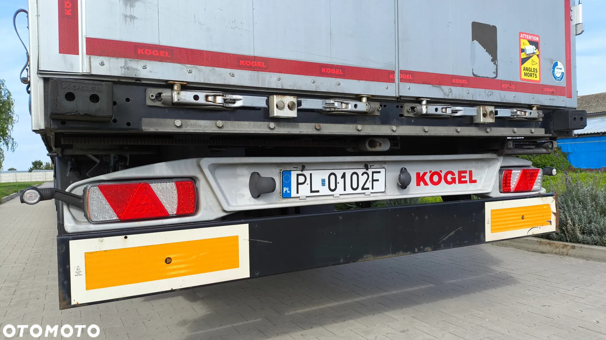 Kögel SN24 - 14