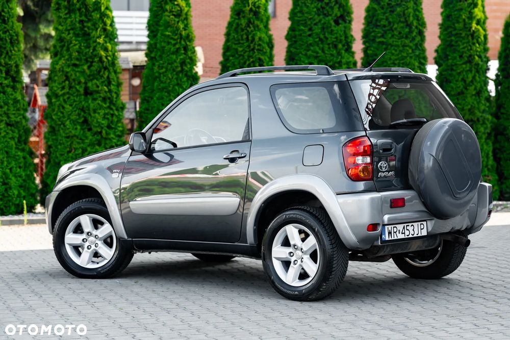 Toyota RAV4 4x4 Edition - 14