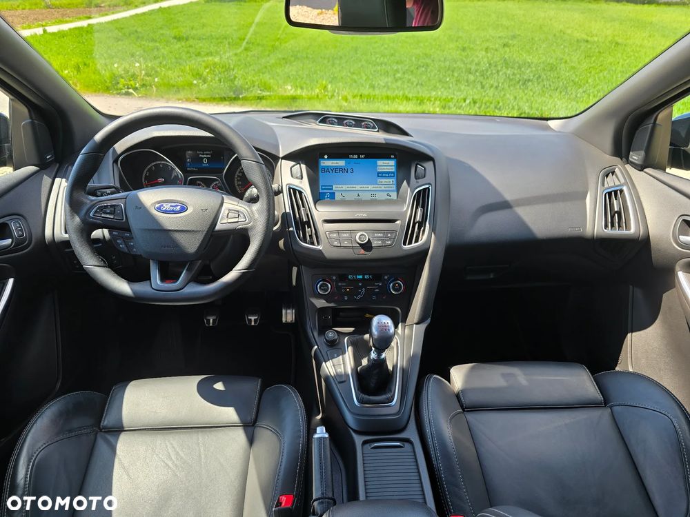 Ford Focus - 31