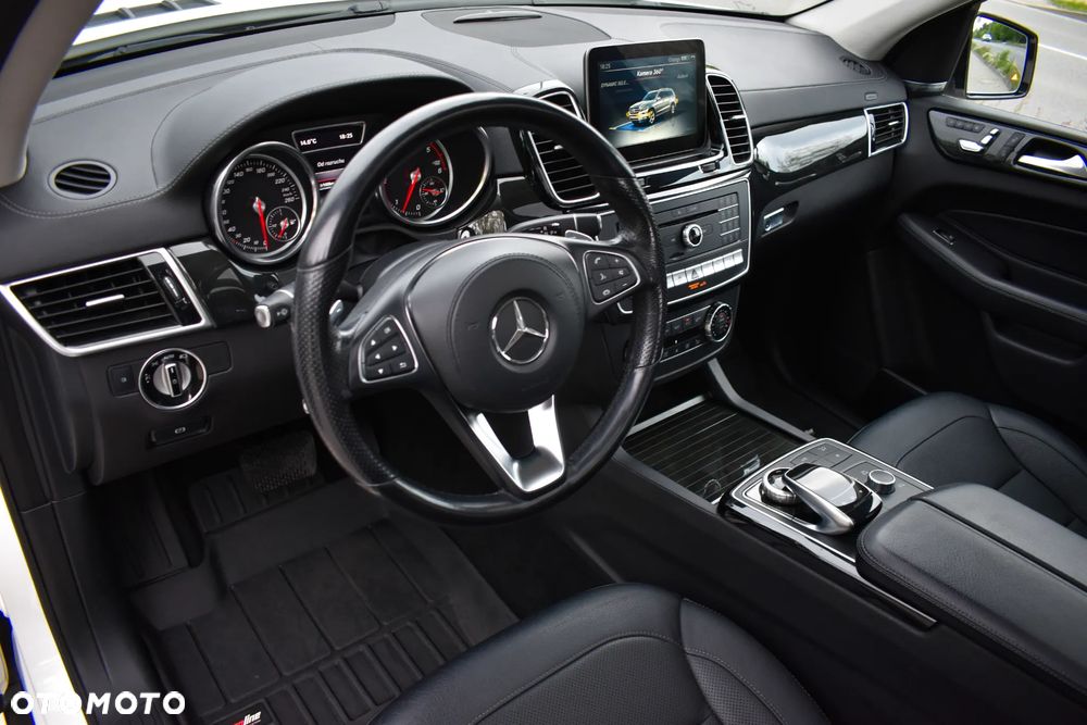 Mercedes-Benz GLS 350 d 4Matic 9G-TRONIC Exclusive - 6