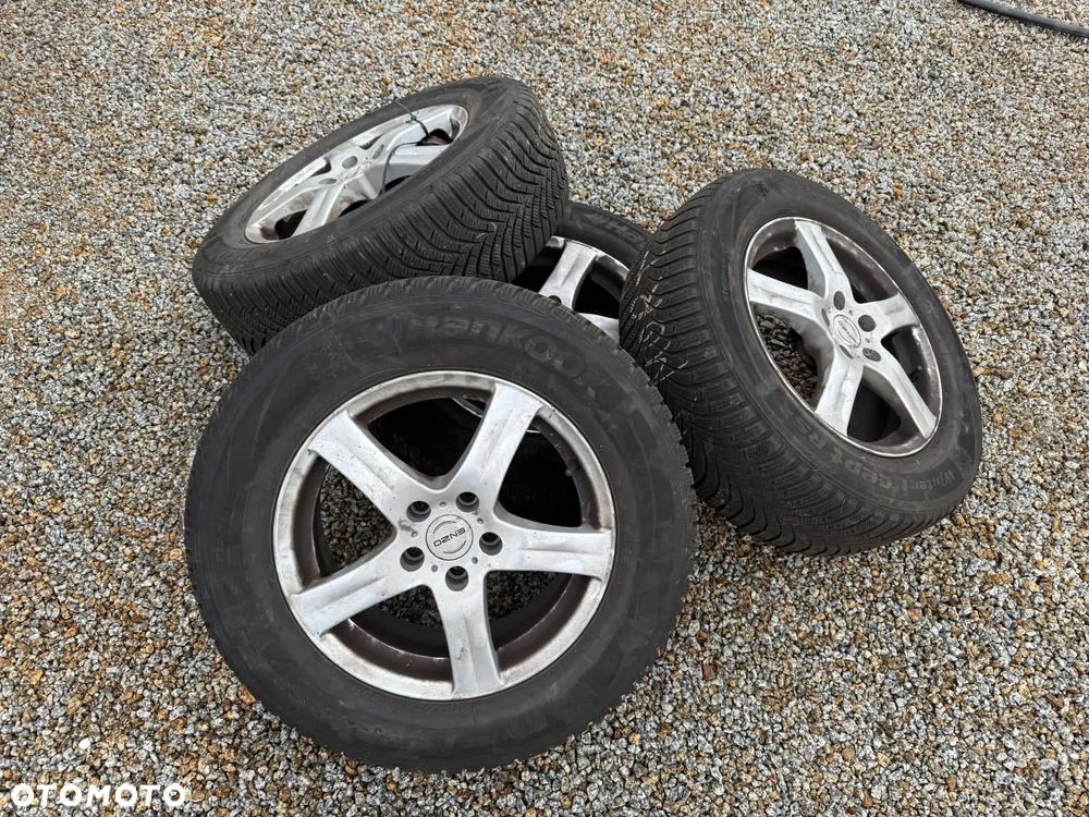 Ford Kuga 2.0 TDCi 2x4 Titanium - 36