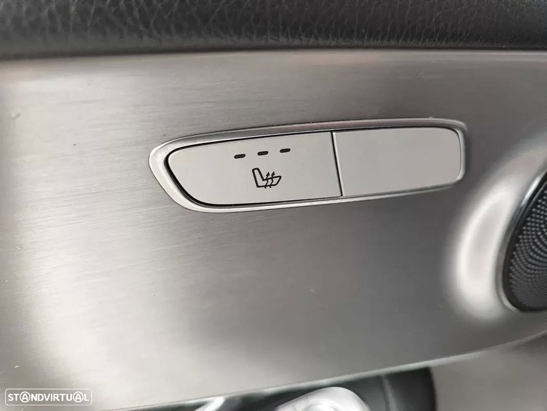 Mercedes-Benz C 220 d Coupe 9G-TRONIC AMG Line - 22
