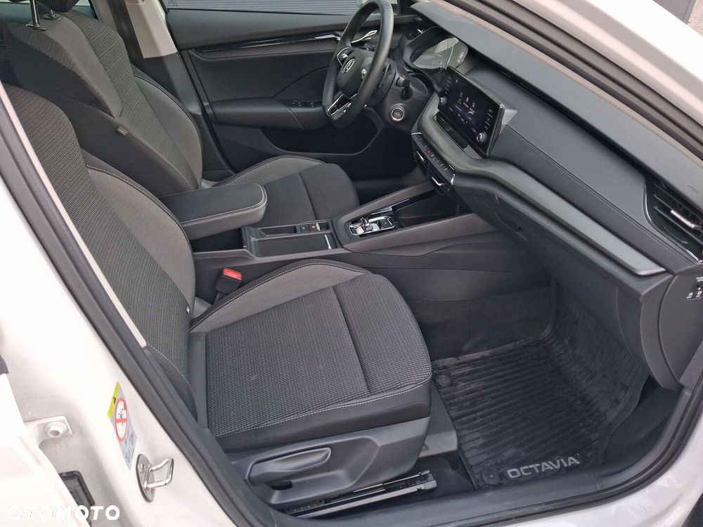 Skoda Octavia 1.5 TSI e-Tec Ambition DSG - 13