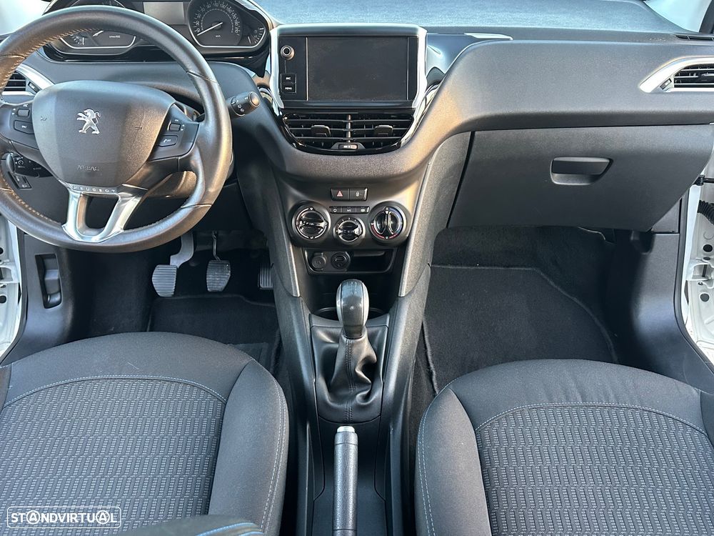 Peugeot 208 1.6 BlueHDi Style - 40