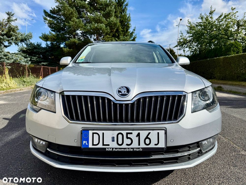 Skoda Superb 2.0 TDI 4x4 Business DSG - 5
