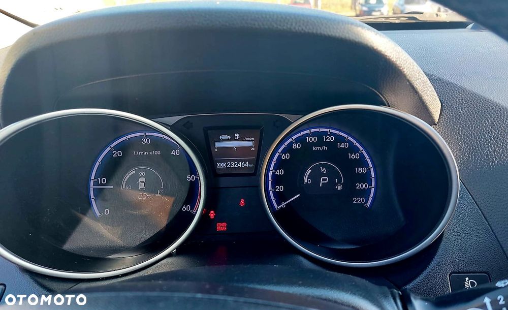 Hyundai ix35 2.0 CRDi 4WD Automatik Premium - 9