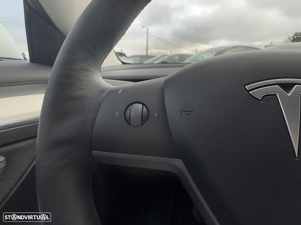 Tesla Model 3 Standard Range Plus RWD - 21