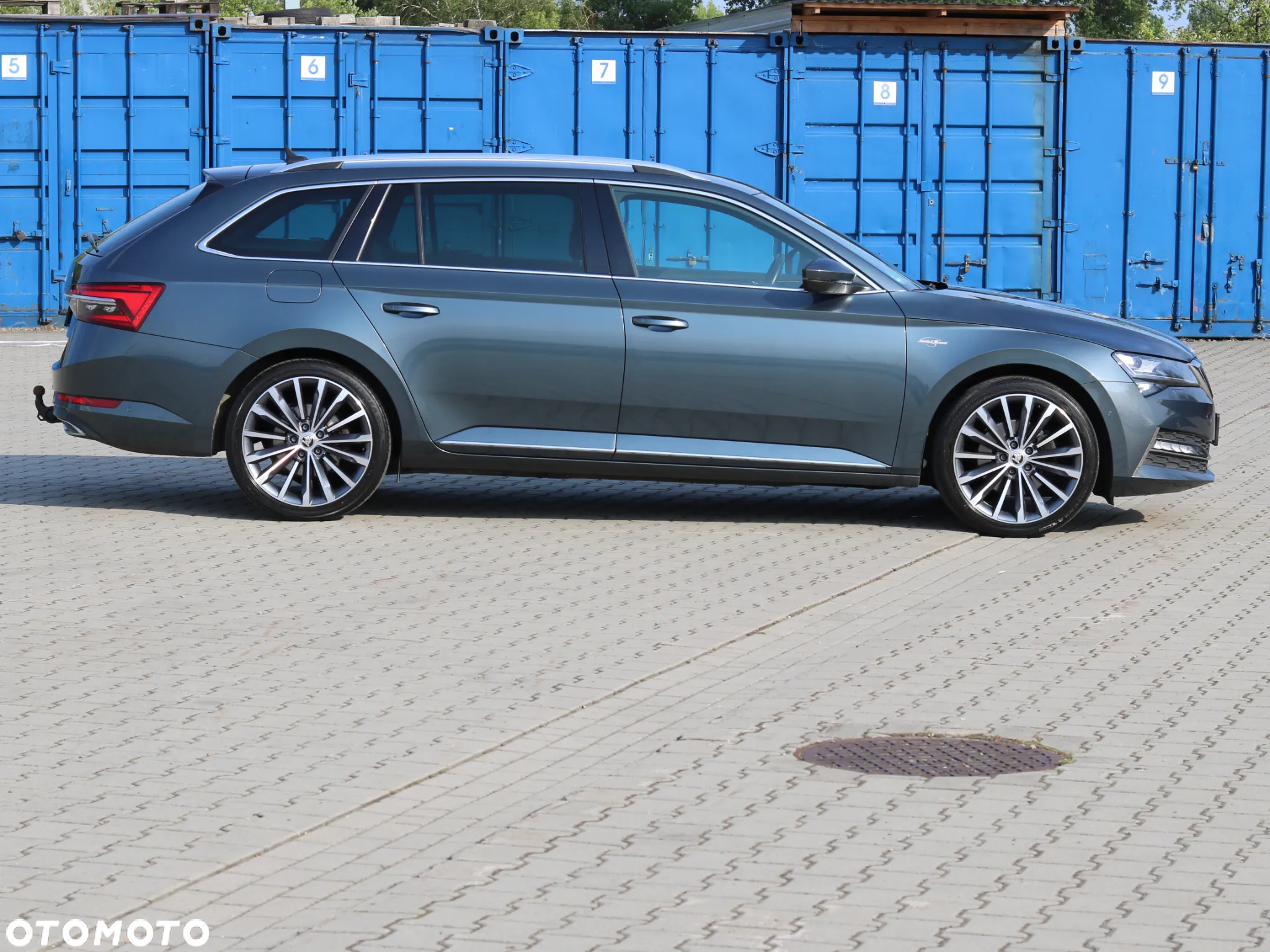 Skoda Superb Combi 2.0 TDI DSG L&K - 8