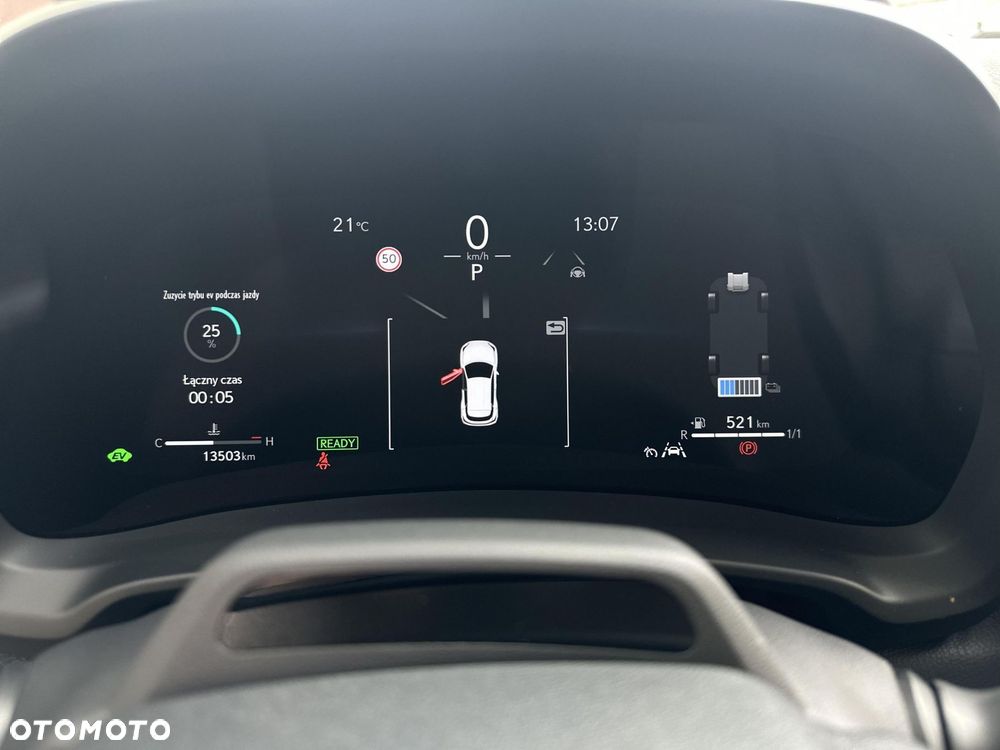 Lexus LBX 1.5 Hybrid Emotion - 11