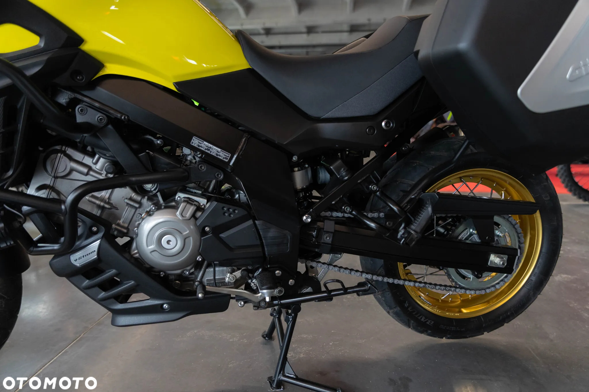 Suzuki DL - 6