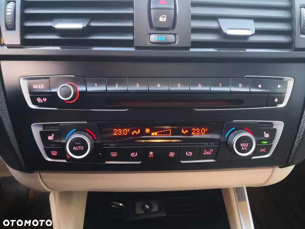 BMW Seria 1 120d BluePerformance - 16