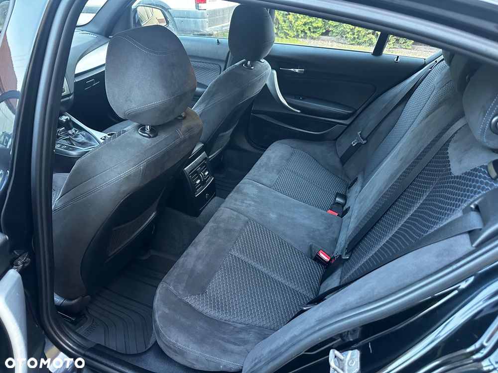 BMW Seria 1 - 32