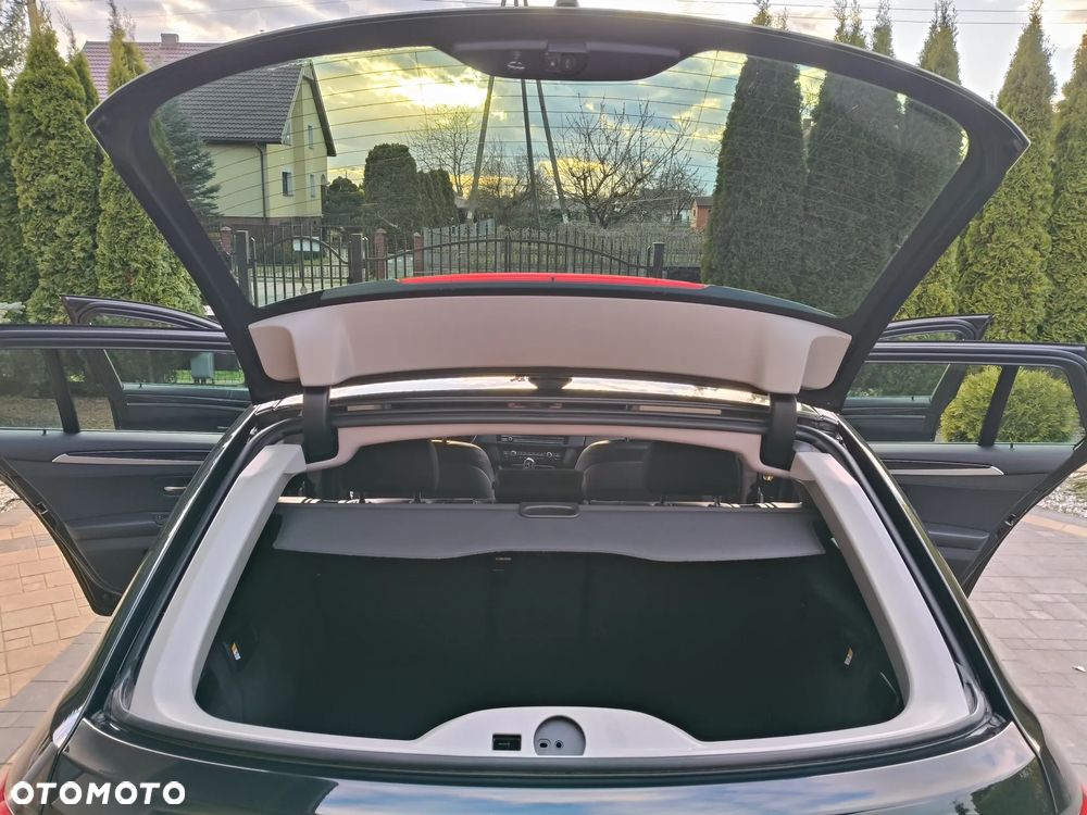 BMW Seria 5 520d xDrive Luxury Line - 17