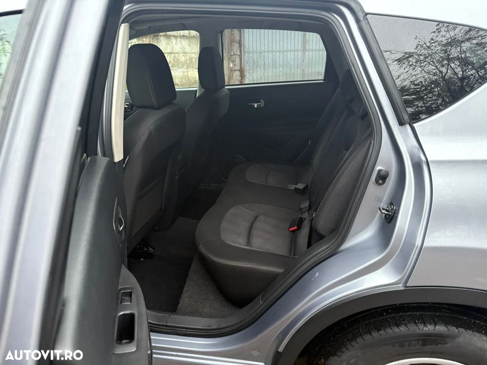 Nissan Qashqai - 10