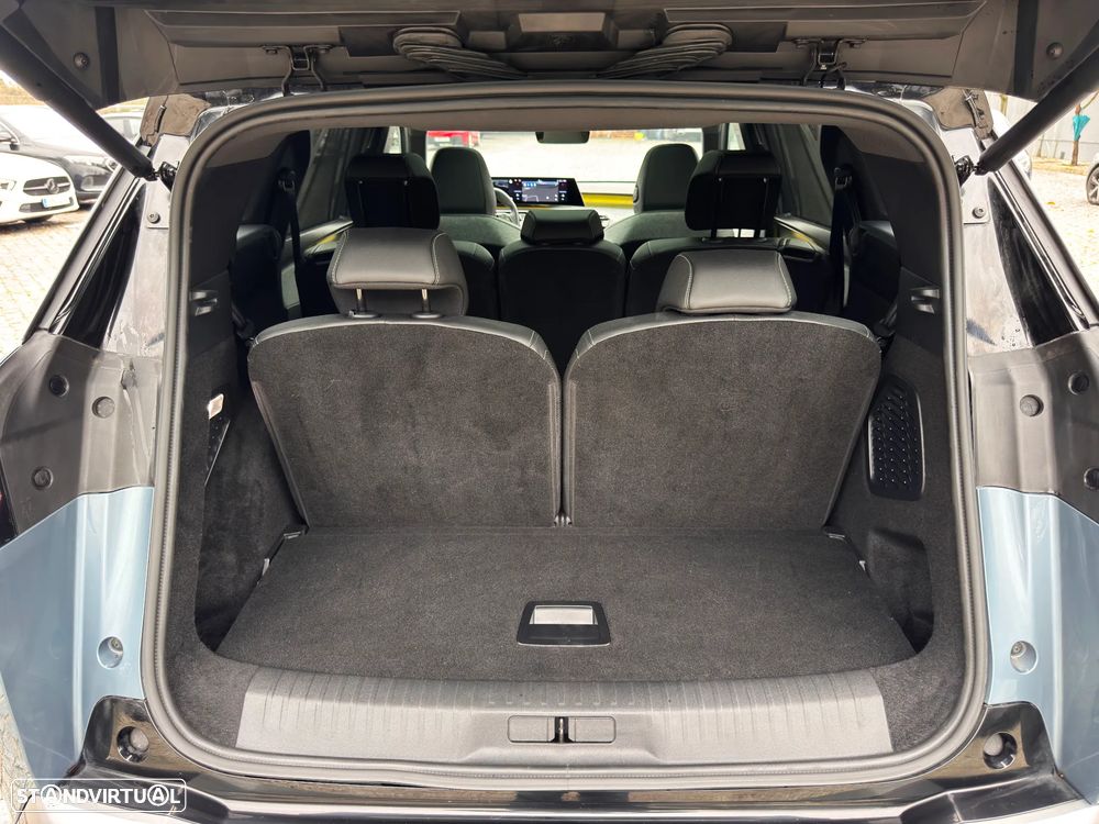 Peugeot E-5008 GT - 11