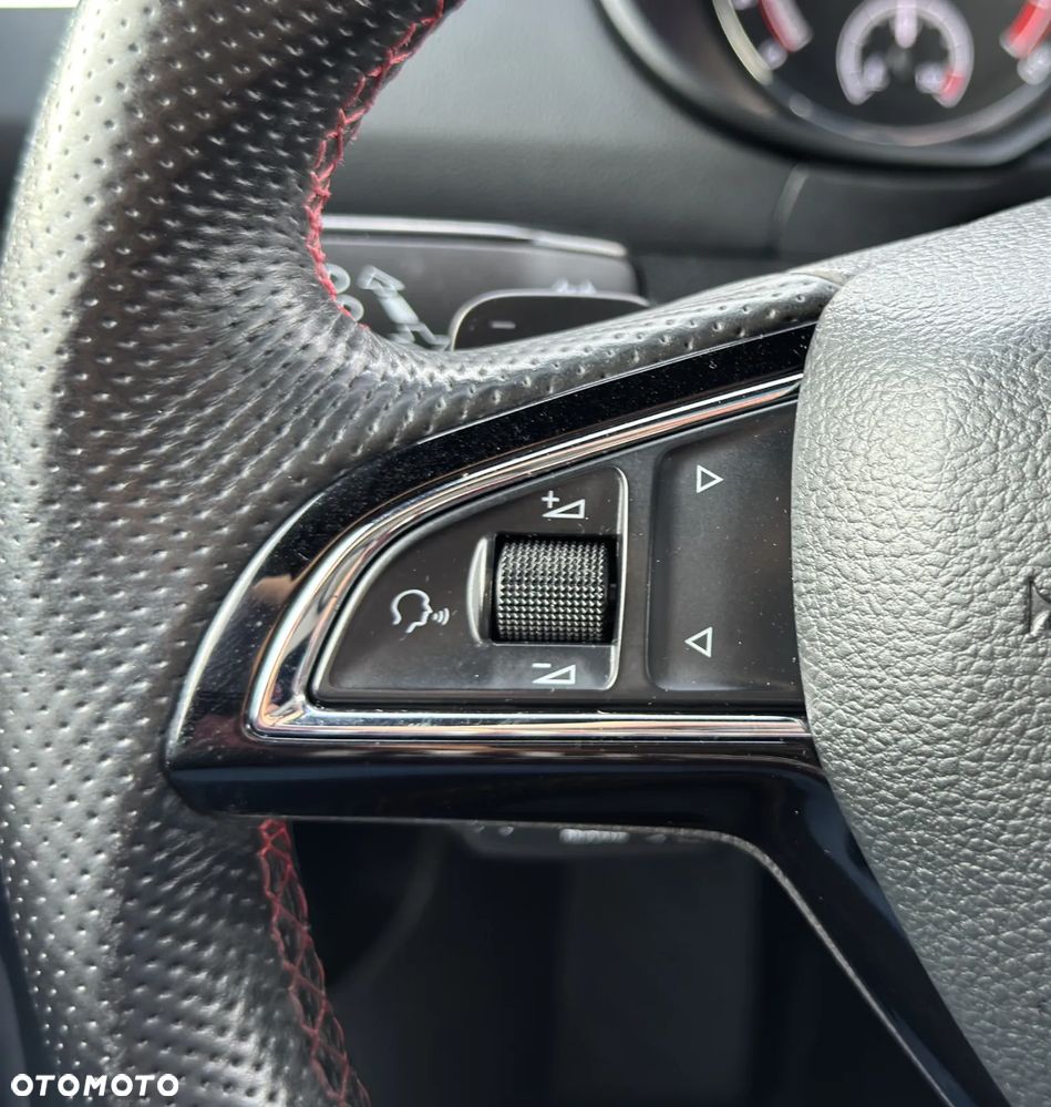 Skoda Octavia 2.0 TDI 4x4 DSG RS - 18