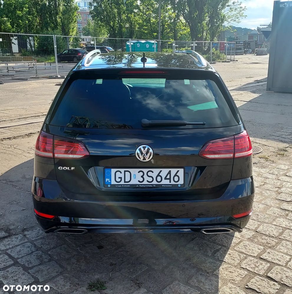 Volkswagen Golf - 4