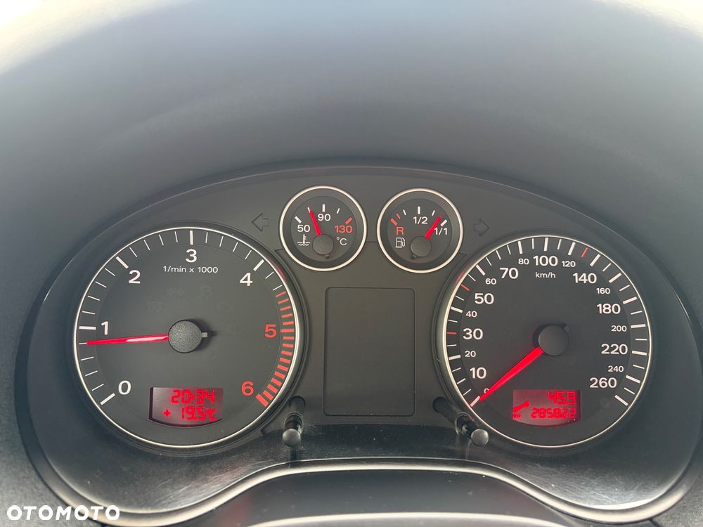 Audi A3 Sportback 2.0 TDI DPF Quattro Attraction - 14