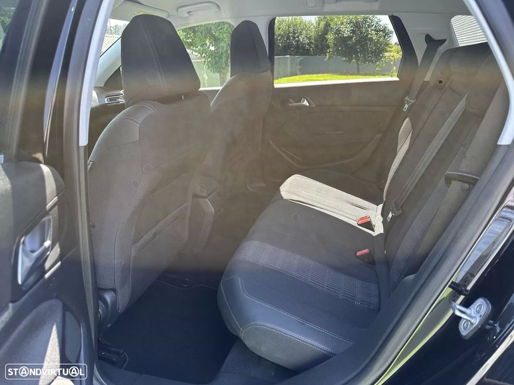 Peugeot 308 SW BlueHDi 130 EAT8 Allure Pack - 28