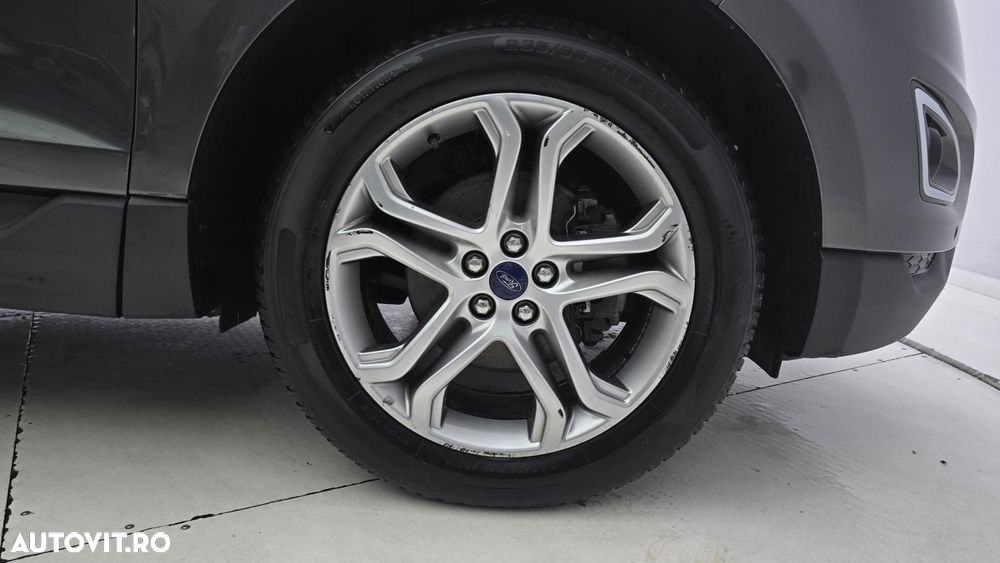 Ford Edge - 21