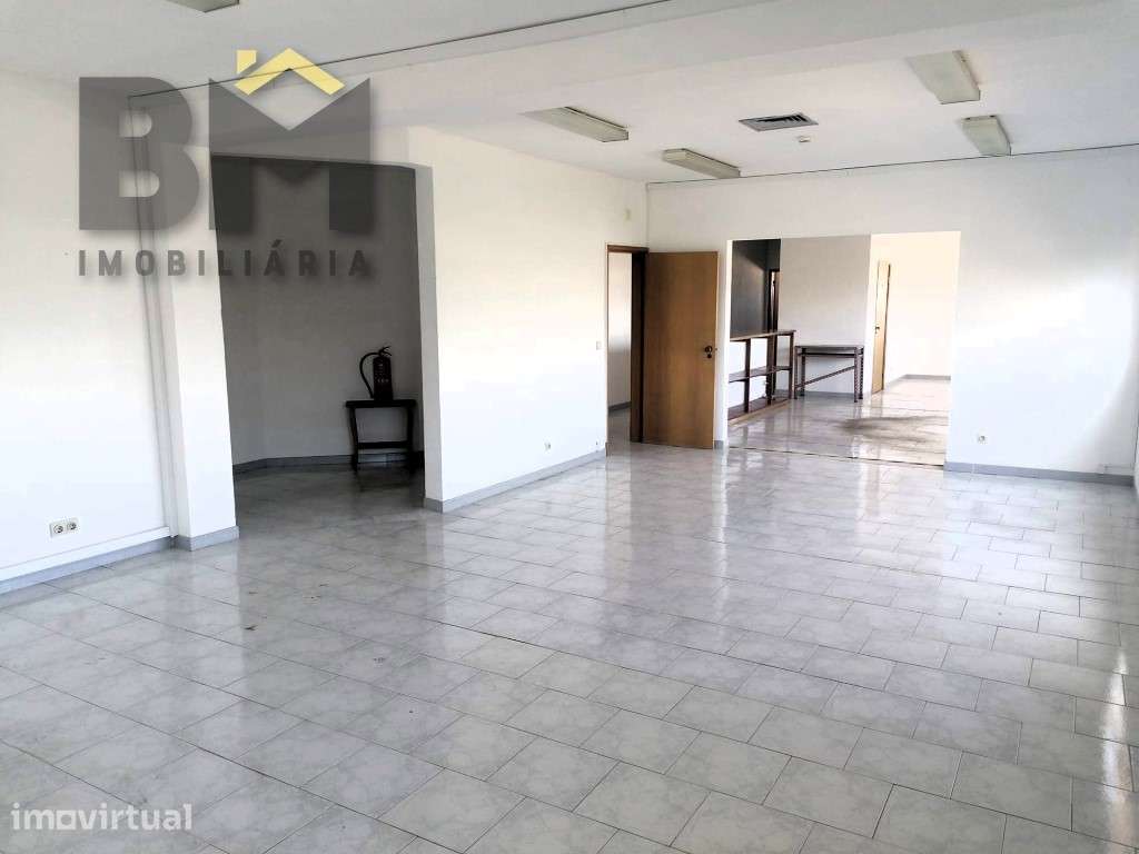Escritório para arrendamento em armazém. - Grande imagem: 2/15
