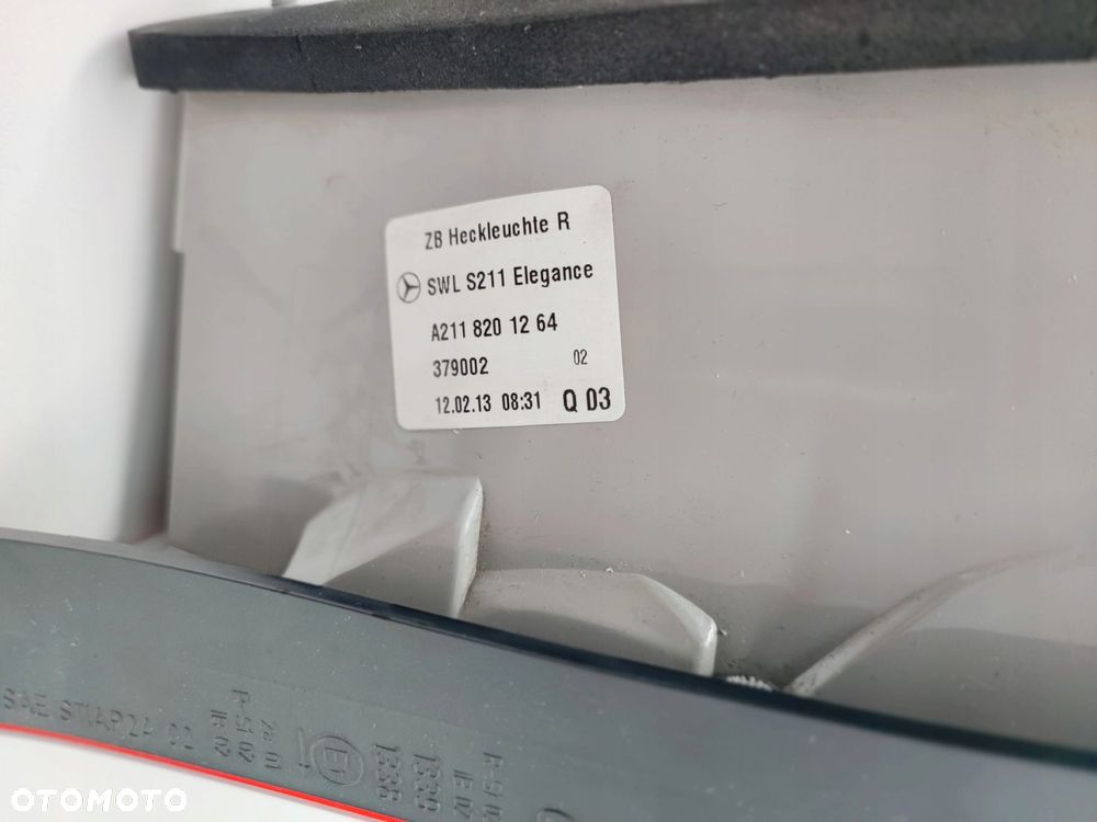 MERCEDES E KLASA W211 LAMPA TYŁ TYLNA PRAWA KOMBI - 8